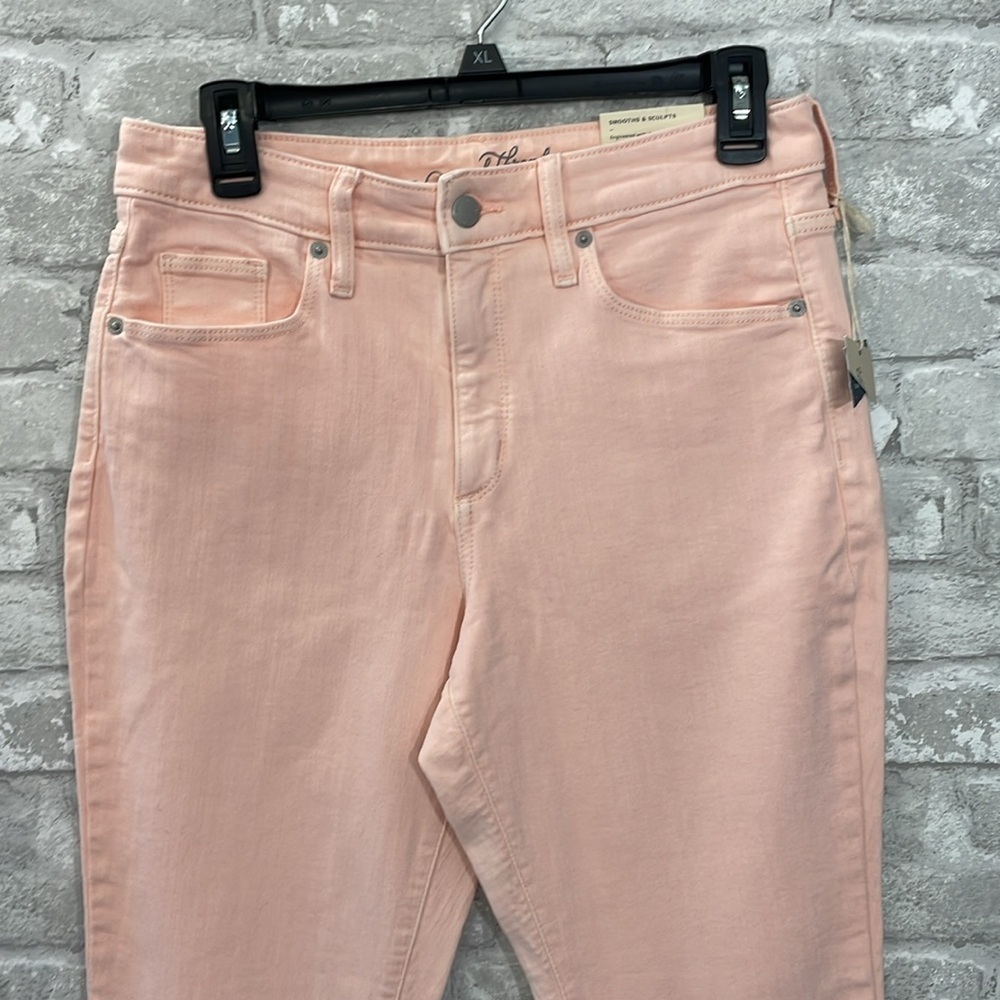 Universal Threads High Rise Skinny Jeans - Picture 2 of 8